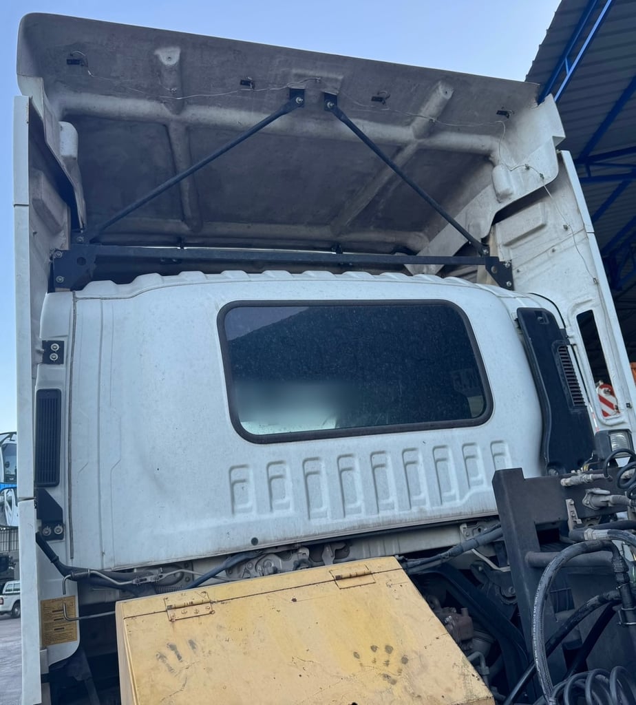 ขายรถ10ล้อหัวลาก ISUZU 345 วิ่ง 47,000กิโล สวยๆเน้นโทร 099-4982892