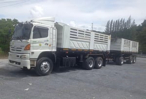 ขายรถ22ล้อดั้ม FM2P 380หางSMMปี56 เดิมๆเน้นโทร 099-4982892