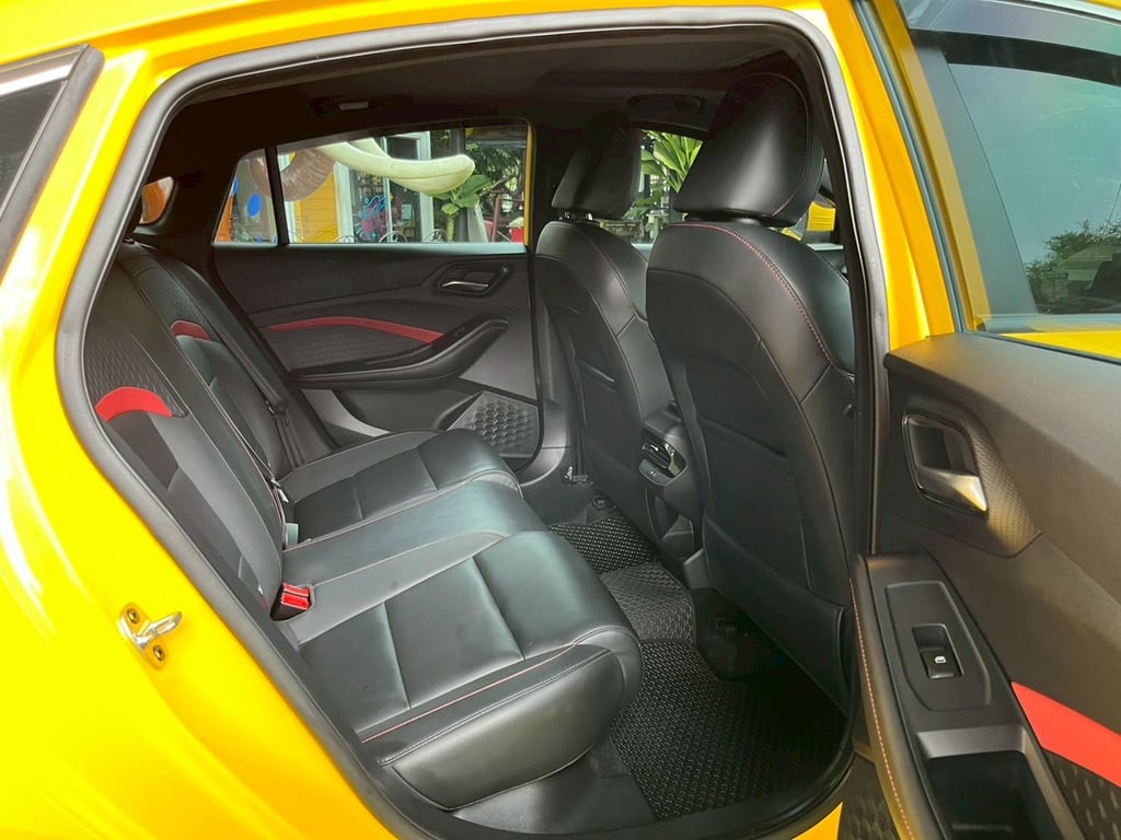 MG 5 1.5 D+ Sunroof ปี 2024 #ไมล์แท้ 20,xxx กม. MG 5 1.5 D+ Sunroof ปี 2024 #ไมล์แท้ 20,xxx กม.