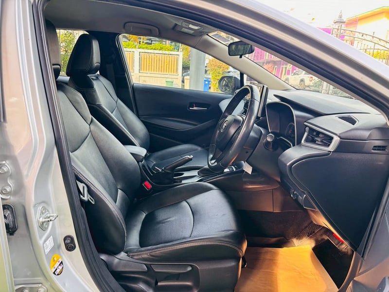 Toyota Altis 1.6 G CVT ปี 2020 ประหยัดติด CNG