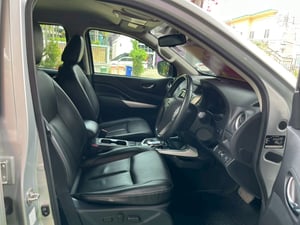 Nissan NP300 2.5 4ประตู 4x4 2.5 VL ปี 2020 #เกียร์อัตโนมัติ 7 สปีด #หลังคาไฟเบอร์