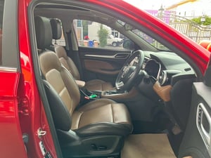 MG ZS 1.5 V Sunroof ปี 2024 ไมล์แท้ 16,xxx กม. MG ZS 1.5 V Sunroof ปี 2024 ไมล์แท้ 16,xxx กม.