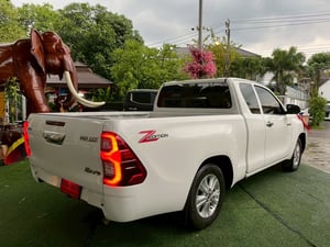 Toyota Revo Smart Cab Z Edition 2.4 Mid ไมล์แท้ 3x,xxx กม.