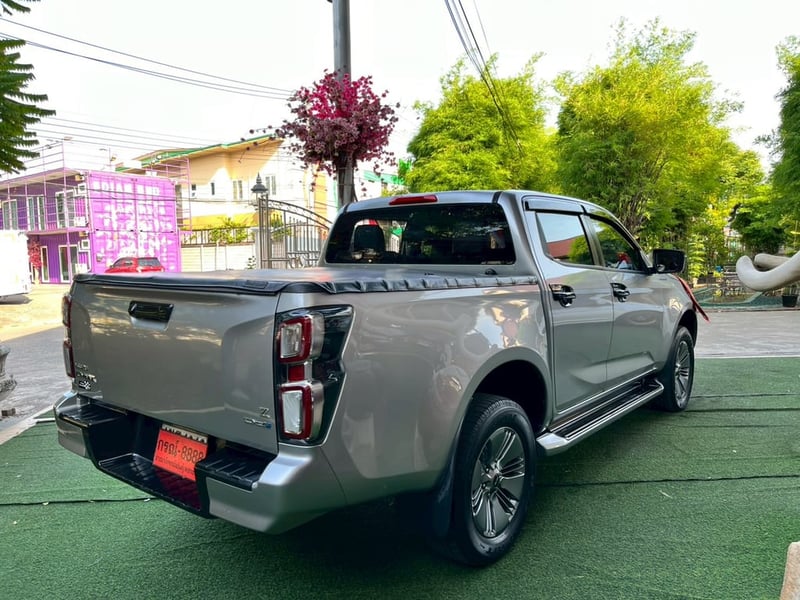 Isuzu D-MAX Cab-4 1.9 Hi-Lander Z ปี 2021 เกียร์ออโต้