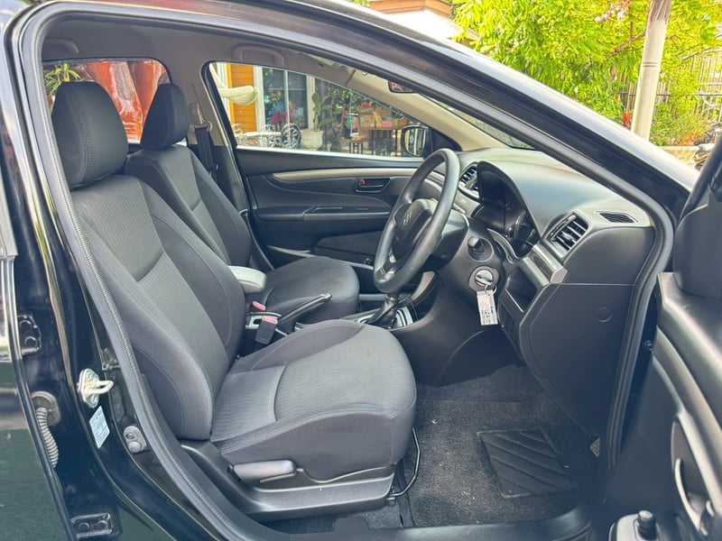 Suzuki Ciaz GL AT ปี 2021 #เกียร์ออโต้ #ไมล์ 1x,xxx กม.