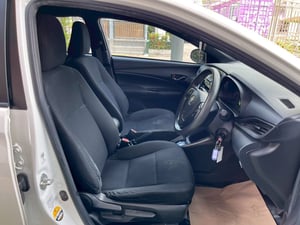 TOYOTA YARIS Hatchback 1.2 Entry ปี 2022 ติดแก๊ส LPG