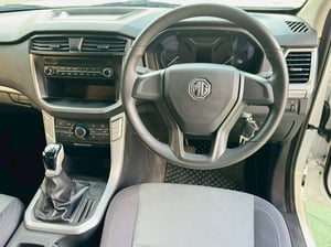 MG Extender Giant Cab 2.0 C MT ปี 2024 #ไมล์แท้ 1x,xxx กม.