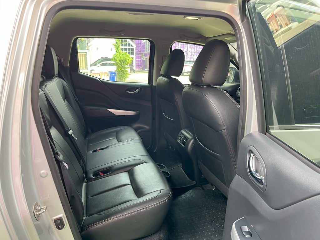 Nissan NP300 2.5 4ประตู 4x4 2.5 VL ปี 2020 #เกียร์อัตโนมัติ 7 สปีด #หลังคาไฟเบอร์ Nissan NP300 2.5 4ประตู 4x4 2.5 VL ปี 2020 #เกียร์อัตโนมัติ 7 สปีด #หลังคาไฟเบอร์