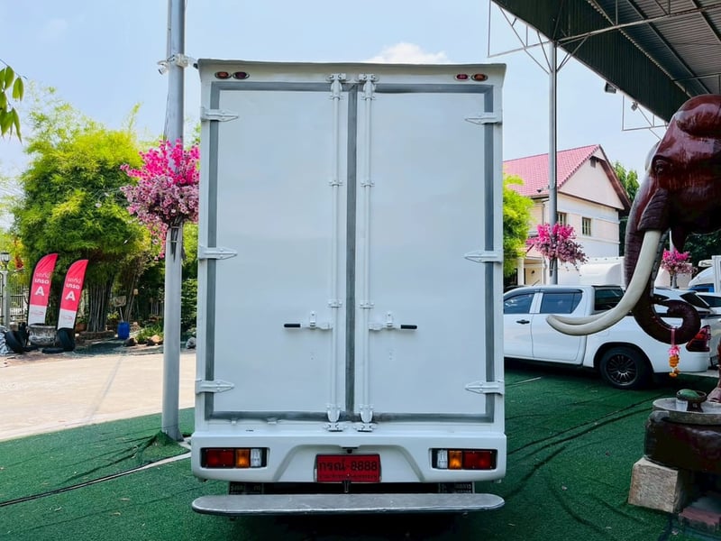 Toyota Revo ตอนเดียว 2.4 Entry ปี 2021 ติดตั้งตู้แห้ง พร้อมบรรทุก Toyota Revo ตอนเดียว 2.4 Entry ปี 2021 ติดตั้งตู้แห้ง พร้อมบรรทุก