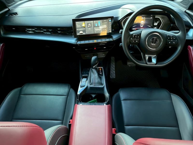 MG 5 1.5 X ปี 2024 หลังคา Sunroof i-Smart #ไมล์แท้ 6,xxx กม