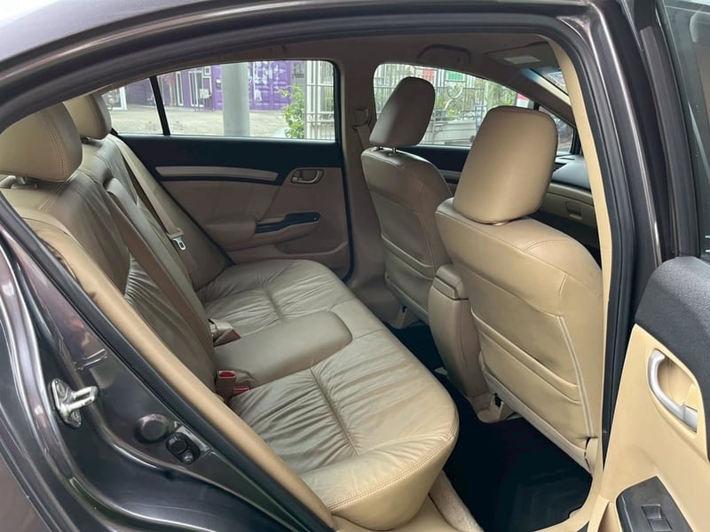 Honda Civic 1.8 E i-VTEC ปี 2013 Honda Civic 1.8 E i-VTEC ปี 2013