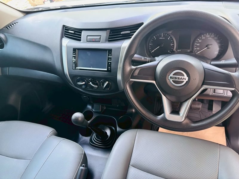 Nissan Navara ตอนเดียว 2.5 SL ปี 2022 ไมล์แท้ 2x,xxx กม. หลังคาอลูมิเนียมใหม่