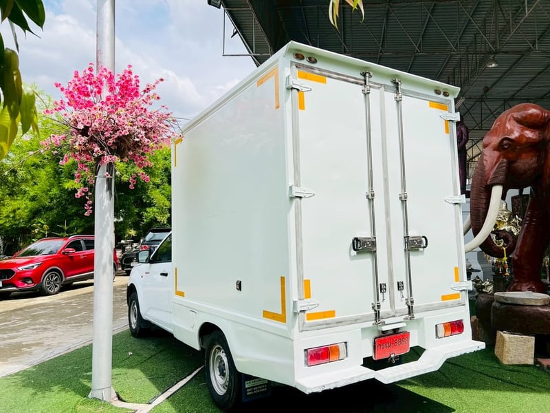 Isuzu D-Max 1.9 ตอนเดียว MT ปี 2021 ตู้ทึบแห้งสูง 1.8 เมตร Isuzu D-Max 1.9 ตอนเดียว MT ปี 2021 ตู้ทึบแห้งสูง 1.8 เมตร