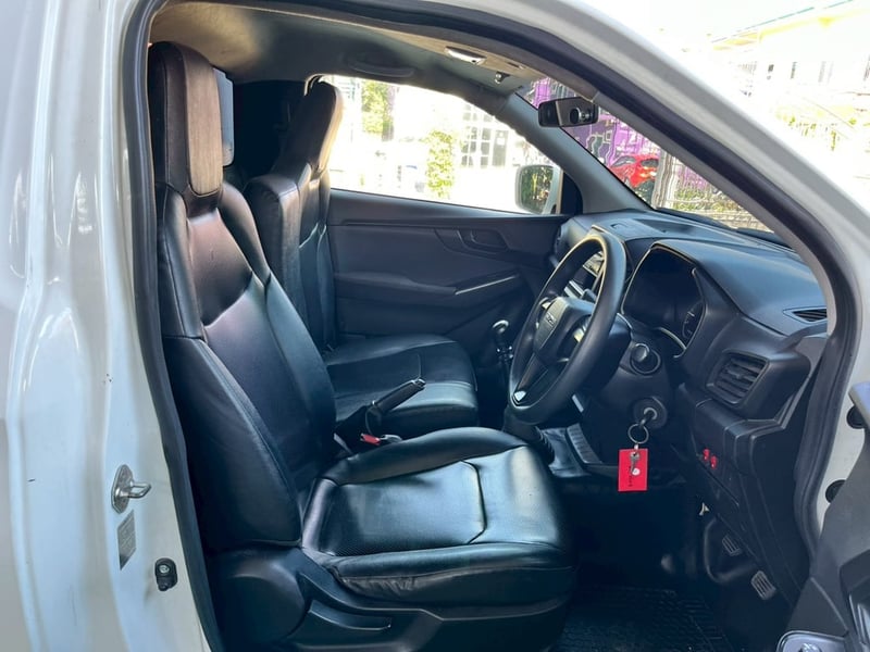 Isuzu D-Max 1.9 ตอนเดียว ปี 2021 ตู้แห้งสูง 180 ซม. 