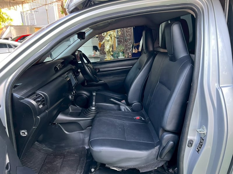 Toyota Revo ตอนเดียว 2.8 Entry ปี 2023 #พร้อมหลังคาอลูมิเนียมใหม่ 