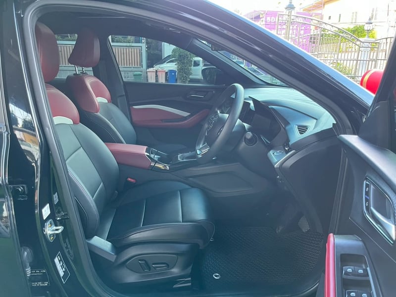 MG 5 1.5 X ปี 2024 หลังคา Sunroof i-Smart #วิ่งน้อย 6,xxx กม MG 5 1.5 X ปี 2024 หลังคา Sunroof i-Smart #วิ่งน้อย 6,xxx กม