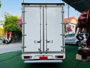 Toyota Revo ตอนเดียว 2.4 Entry ปี 2021 ติดตั้งตู้แห้งสูง 2.00 เมตร 