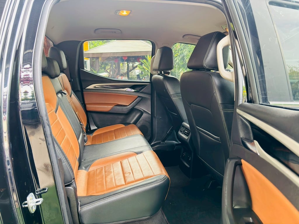 MG Extender 4 ประตู 2.0 GRAND X 4WD ปี 2024 MG Extender 4 ประตู 2.0 GRAND X 4WD ปี 2024