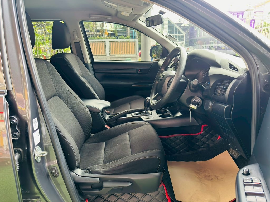 Toyota Revo Double Cab Z Edition 2.4 Entry ปี 2023 #เกียร์ออโต้ Toyota Revo Double Cab Z Edition 2.4 Entry ปี 2023 #เกียร์ออโต้