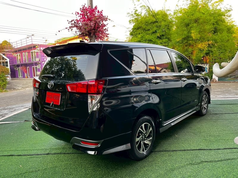 Toyota Innova Crysta 2.8 6AT ปี 2022 #เบาะ3แถว 7ที่นั่ง 