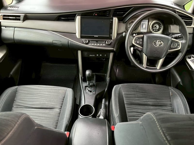 #7ที่นั่ง Toyota Innova Crysta 2.8 6AT ปี 2021 #เบาะ3แถว 