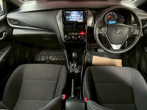 Toyota Yaris 1.2 Sport CVT ปี 2024 วิ่งน้อย 4,xxx กม.
