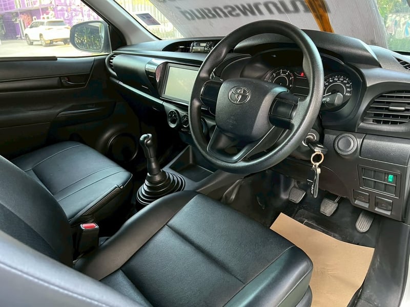 Toyota Revo ตอนเดียว 2.8 Entry ปี 2023 #พร้อมหลังคาอลูมิเนียมใหม่ 