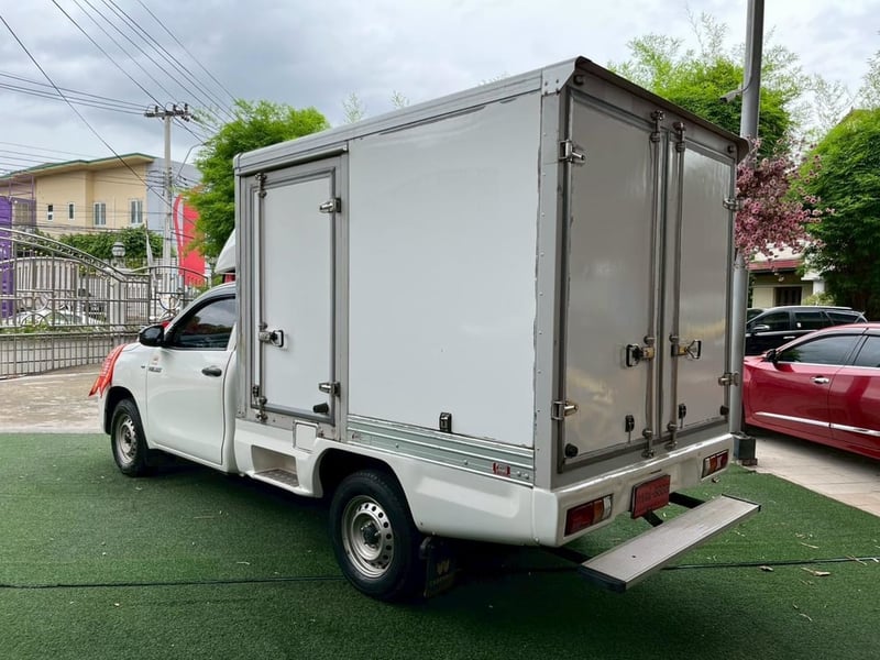 Toyota Revo ตอนเดียว 2.4 Entry ปี 2022 ติดตั้งตู้แห้ง Toyota Revo ตอนเดียว 2.4 Entry ปี 2022 ติดตั้งตู้แห้ง