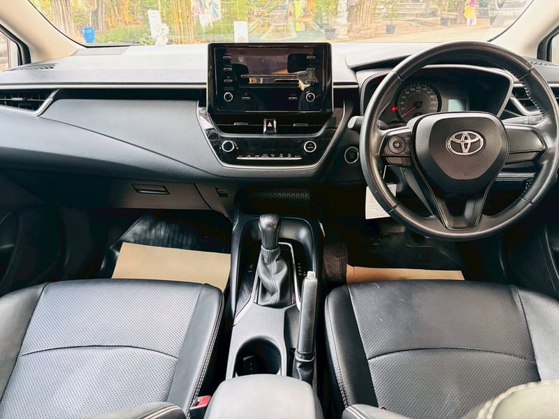 Toyota Altis 1.6 G CVT ปี 2020 ประหยัดติด CNG