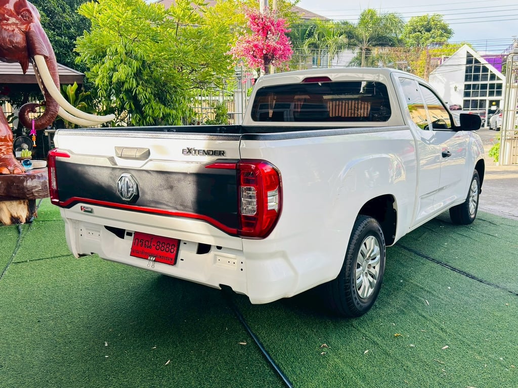 MG Extender Giant Cab 2.0 C MT ปี 2024 #ไมล์แท้ 13,xxx กม. MG Extender Giant Cab 2.0 C MT ปี 2024 #ไมล์แท้ 13,xxx กม.