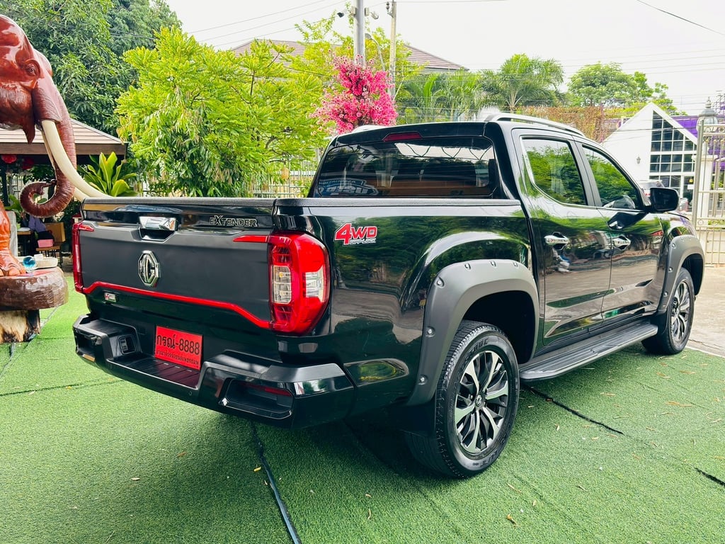 MG Extender 4 ประตู 2.0 GRAND X 4WD ปี 2024 เกียร์ออโต้