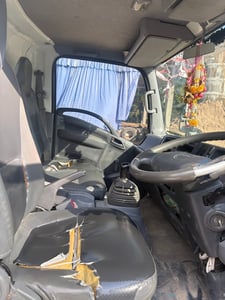 ISUZU NPR รถบรรทุก 6ล้อ กระบะยาว 4.8 ปี55 ISUZU NPR รถบรรทุก 6ล้อ กระบะยาว 4.8 ปี55