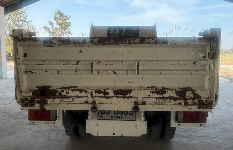 ISUZU NMR รถบรรทุก 6ล้อ ดั้มพ์ ปี66 ไมล์น้อยมาก