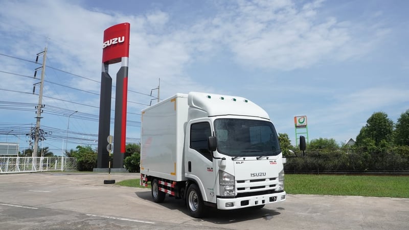 ISUZU NLR 130 แรง ปี 57 พร้อมใช้งาน ISUZU NLR 130 แรง ปี 57 พร้อมใช้งาน