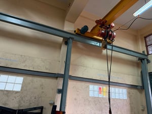 เครนโรงงาน