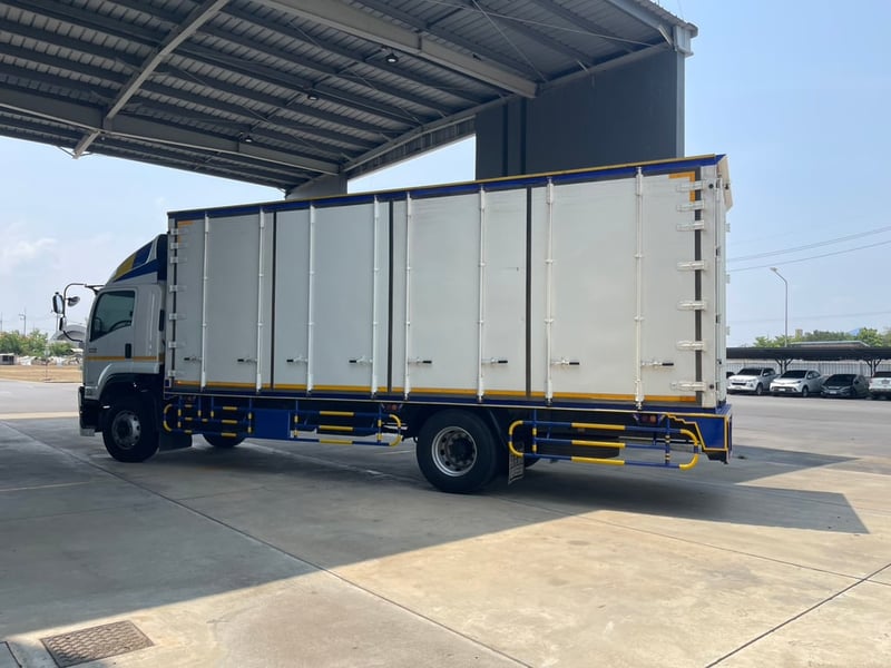 ISUZU FTR 240 แรง ปี 65 พร้อมใช้