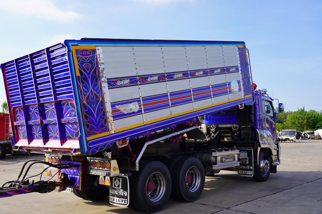 FXZ360 ปี 66 MT กระบะดั้มอลูมิเนียม อู่สหกิจ FXZ360 ปี 66 MT กระบะดั้มอลูมิเนียม อู่สหกิจ