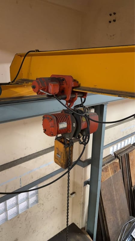 เครนโรงงาน