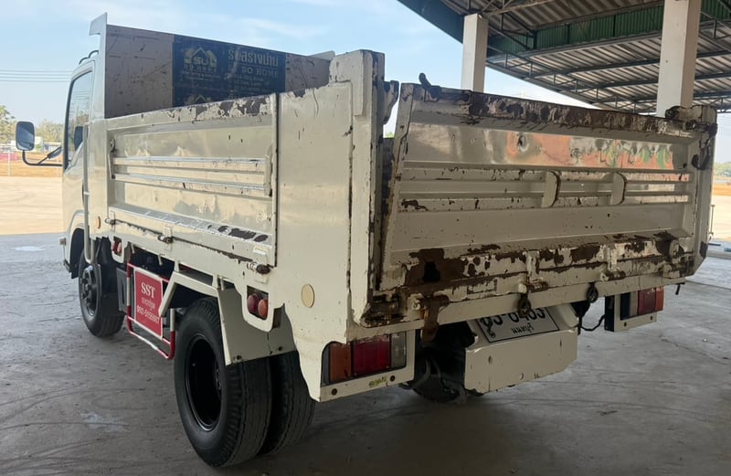 ISUZU NMR รถบรรทุก 6ล้อ ดั้มพ์ ปี66 ไมล์น้อยมาก