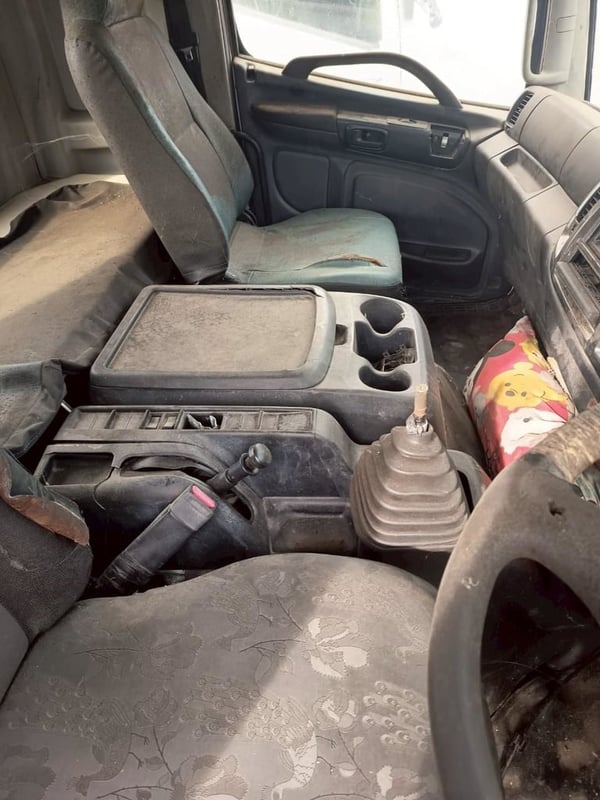 หัวลากฮีโน่ 344 ปี 57 มี 10 คัน 