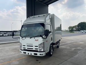 ISUZU NLR 130 แรง ปี 58 ยางใหม่ 4 เส้น พร้อมใช้