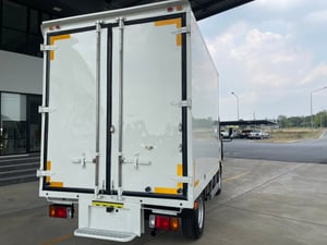 ISUZU NLR 130 แรง ปี 58 ยางใหม่ 4 เส้น พร้อมใช้