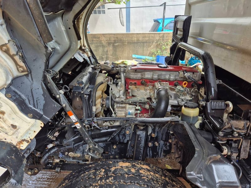 HINO XZU รถบรรทุก 6ล้อ ดั้มพ์ ปี57 ไมล์น้อยมาก 