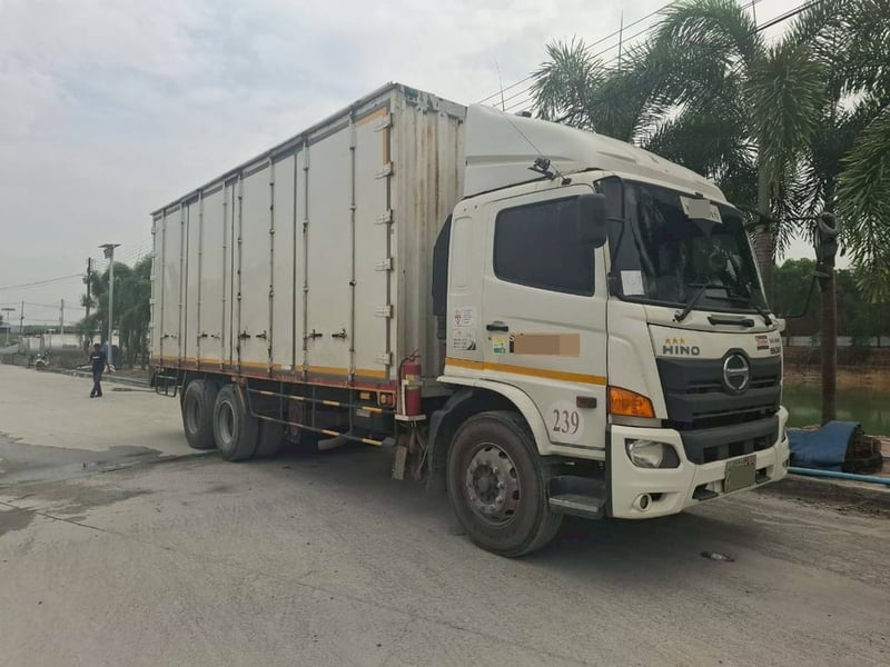 HINO FG รถบรรทุก 6ล้อ ตู้แห้ง ปี61 เจ้าของขายเอง