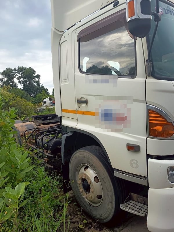 หัวลากฮีโน่ 344 ปี 57 มี 10 คัน 