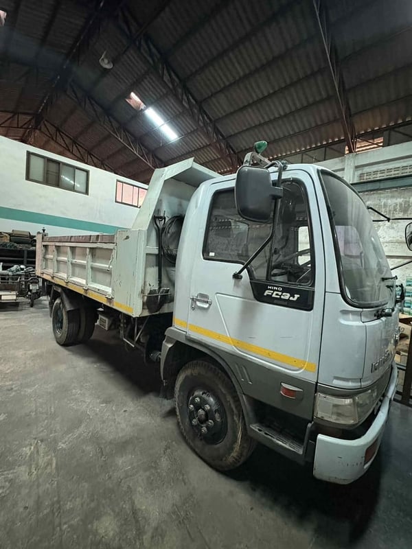 Hino FC3J ดั้ม เจ้าของขายเอง Hino FC3J ดั้ม เจ้าของขายเอง