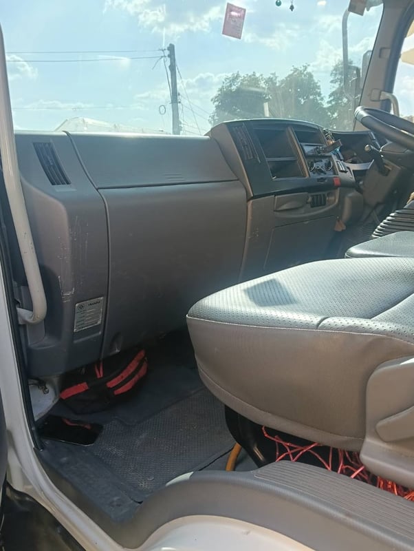 ISUZU FRR 210 ปี 63 ดั้มพ์สามมิตร เจ้าของขายเอง ISUZU FRR 210 ปี 63 ดั้มพ์สามมิตร เจ้าของขายเอง