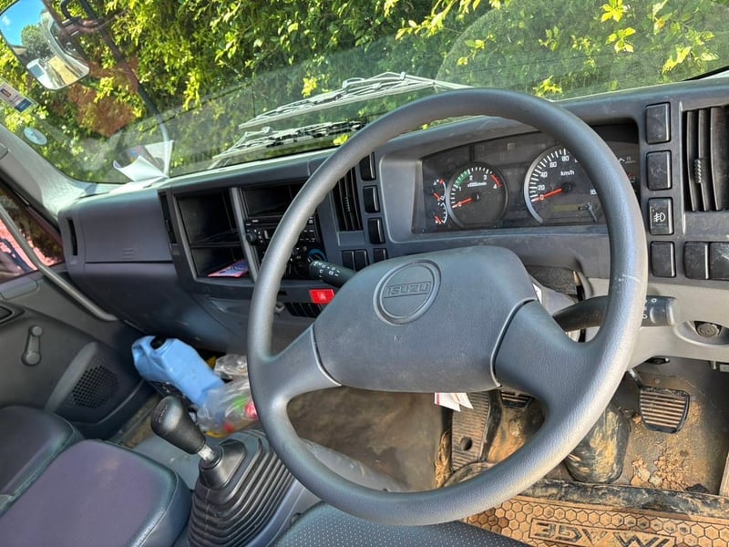 FRR 210 ดั้มพ์ ปี 57 เจ้าของขายเอง FRR 210 ดั้มพ์ ปี 57 เจ้าของขายเอง