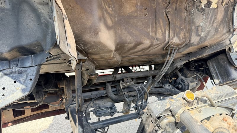 ISUZU NKR รถบรรทุก 6ล้อ พื้นเรียบ ปี44 ยาว 4.28