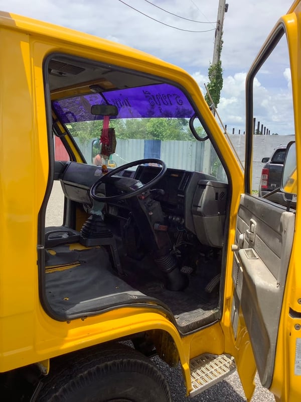 ISUZU NPR 115 แรง ปี 52 ยาว 4.5 ISUZU NPR 115 แรง ปี 52 ยาว 4.5